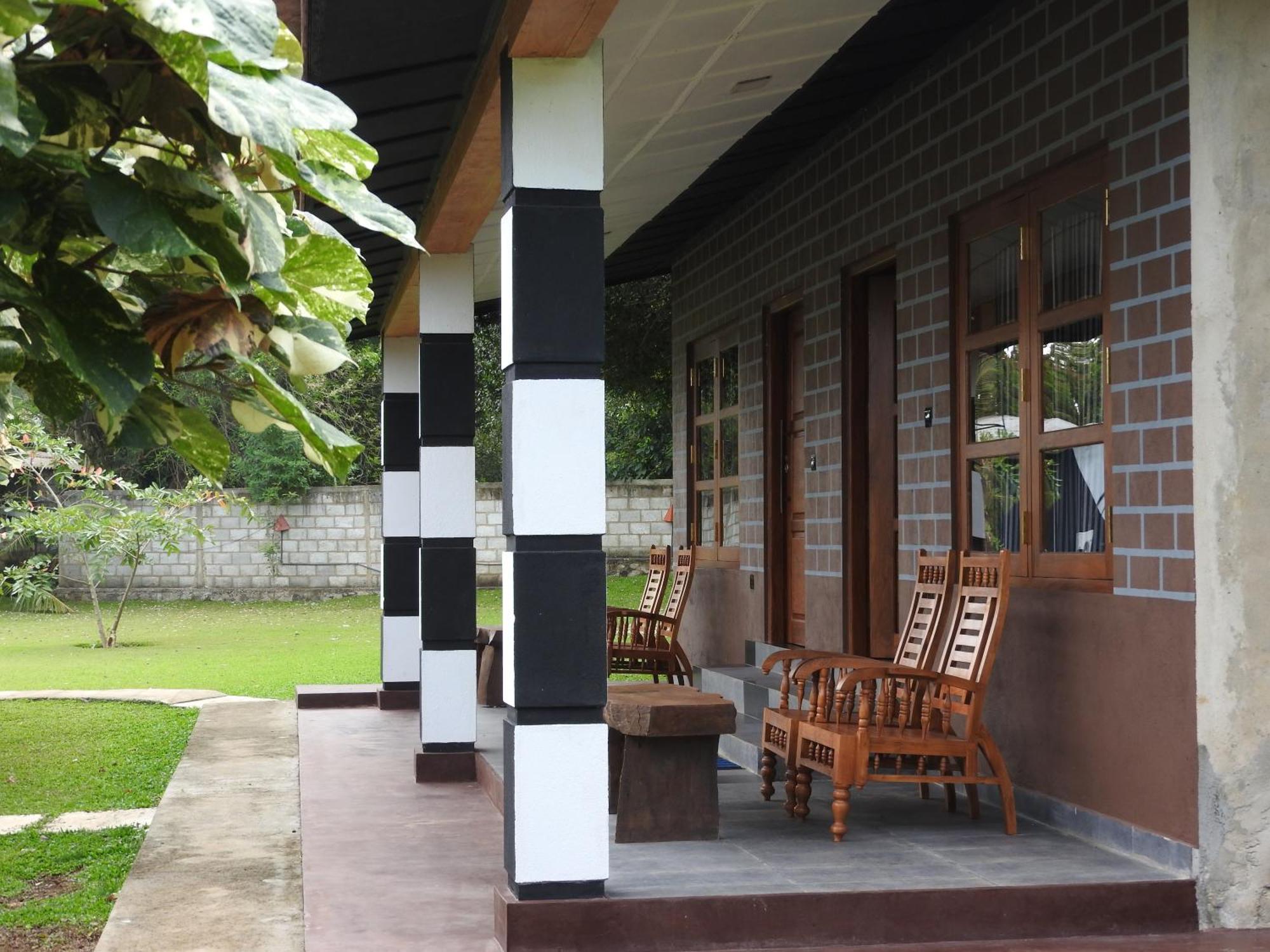 Eco Hotel Black & White - Anuradhapura مايهينتاليه المظهر الخارجي الصورة
