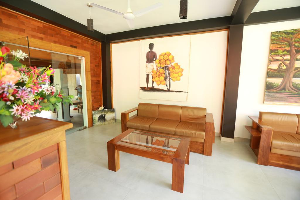 Eco Hotel Black & White - Anuradhapura مايهينتاليه المظهر الخارجي الصورة