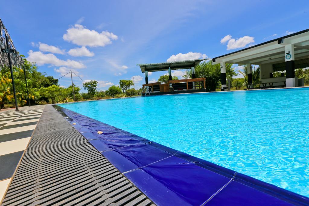 Eco Hotel Black & White - Anuradhapura مايهينتاليه المظهر الخارجي الصورة